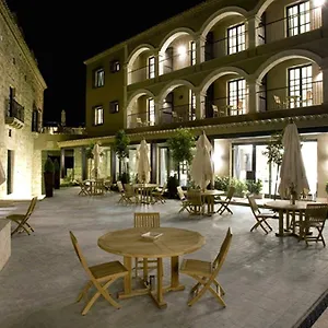Palacio De Mengibar
