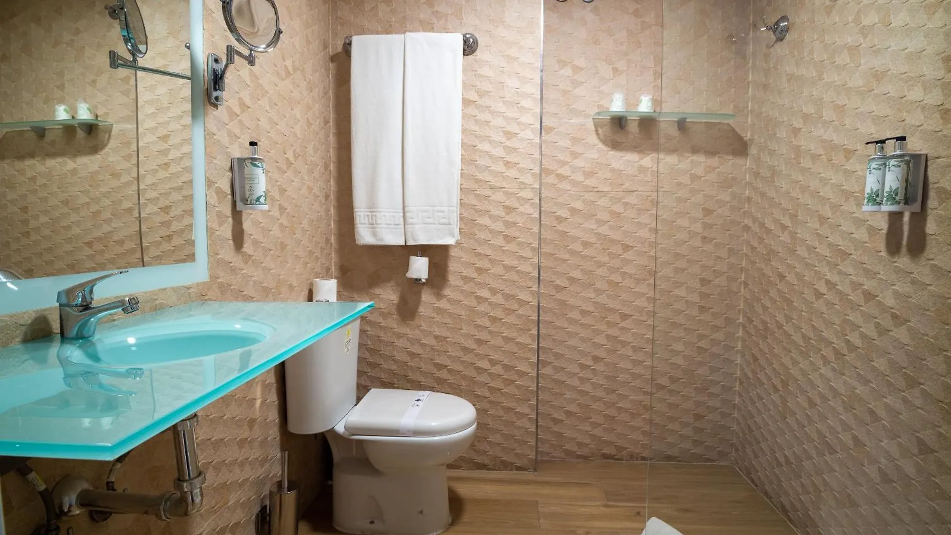 Hotel Familia Conde Huelva