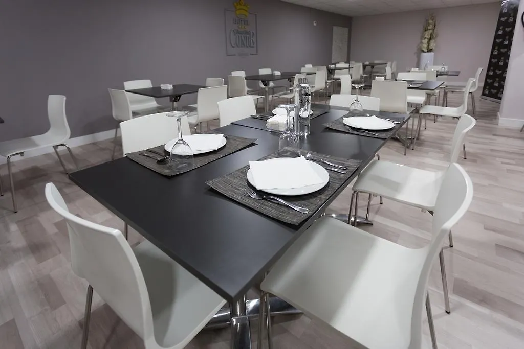 Hotel Familia Conde Huelva